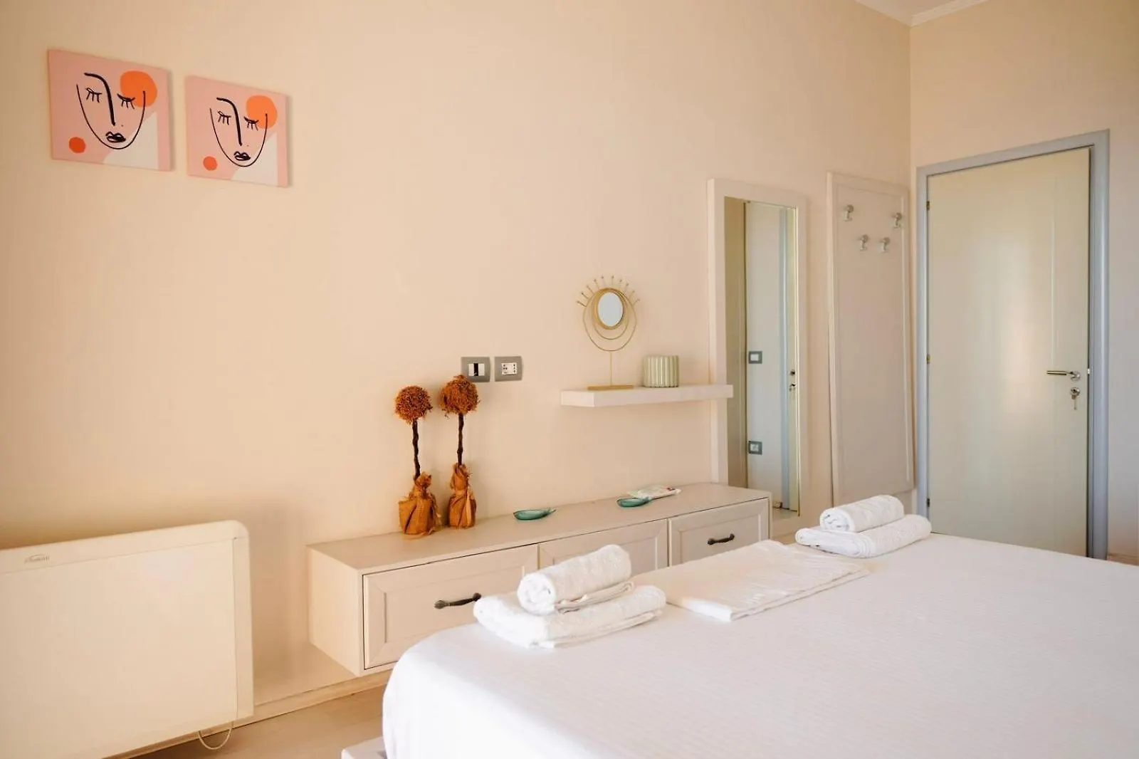 Luxury Penthouse B&E Apartment Sarande