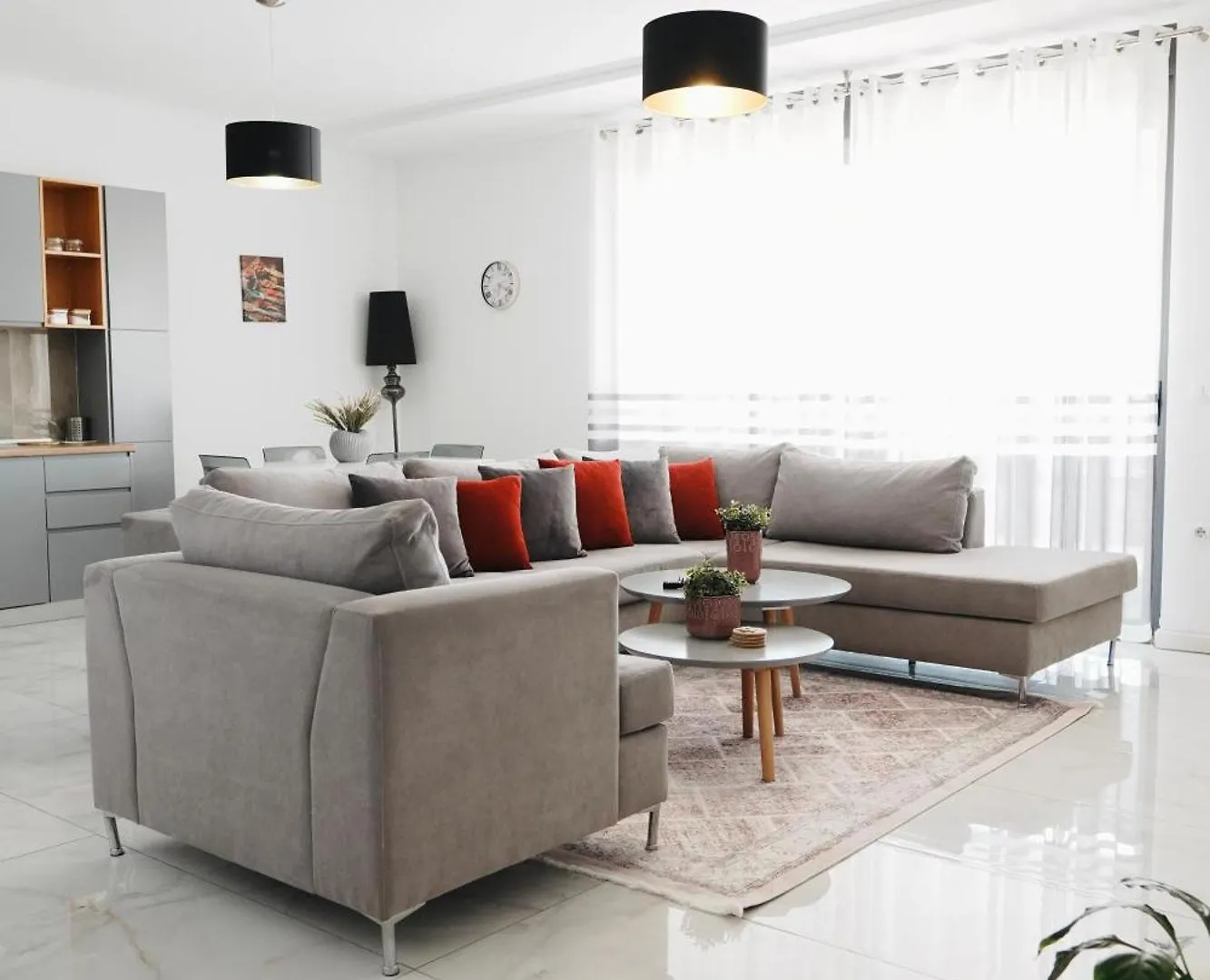 Luxury Penthouse B&E Apartment Sarande