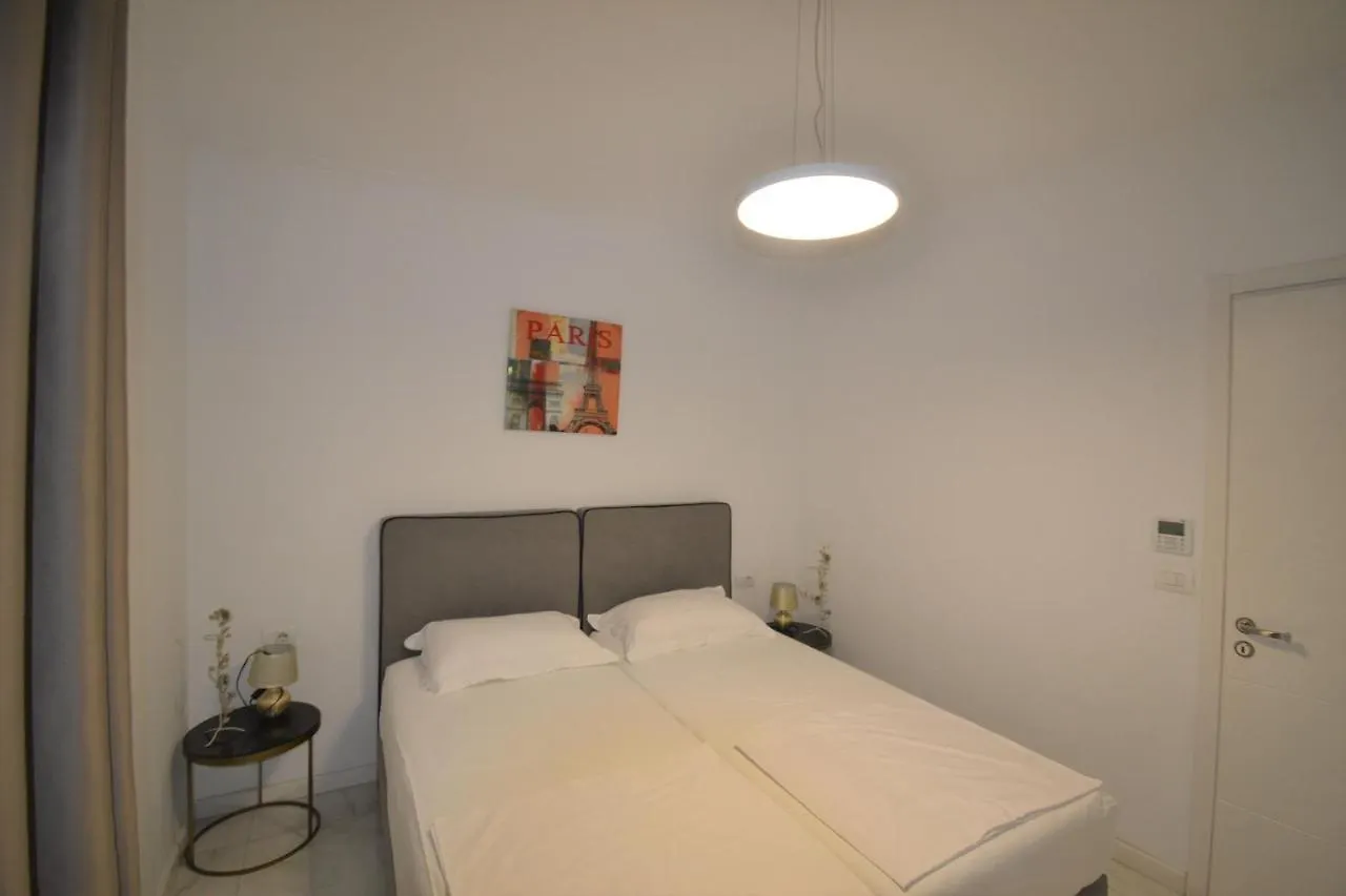 Luxury Penthouse B&E Apartment Sarande