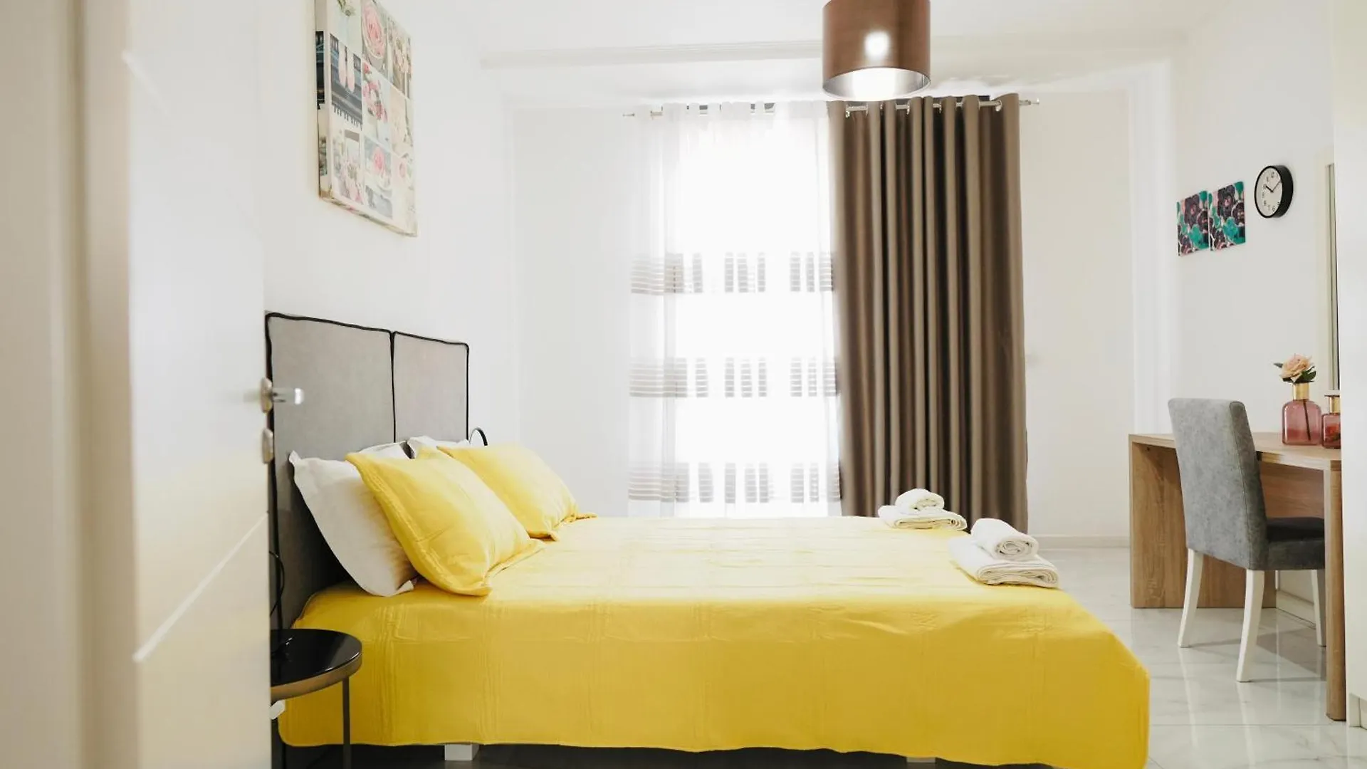 SarandëLuxury Penthouse B&E公寓 阿尔巴尼亚