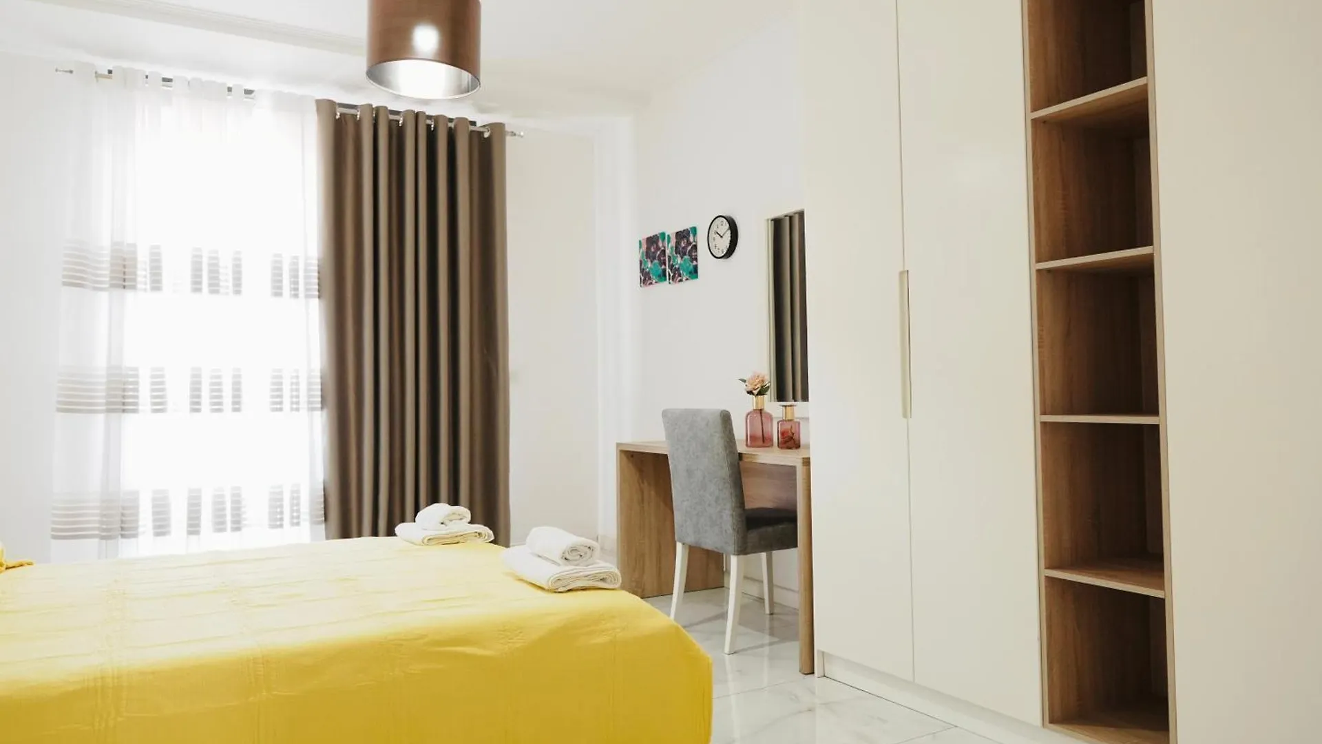 SarandëLuxury Penthouse B&E公寓 0*, Sarandë 阿尔巴尼亚